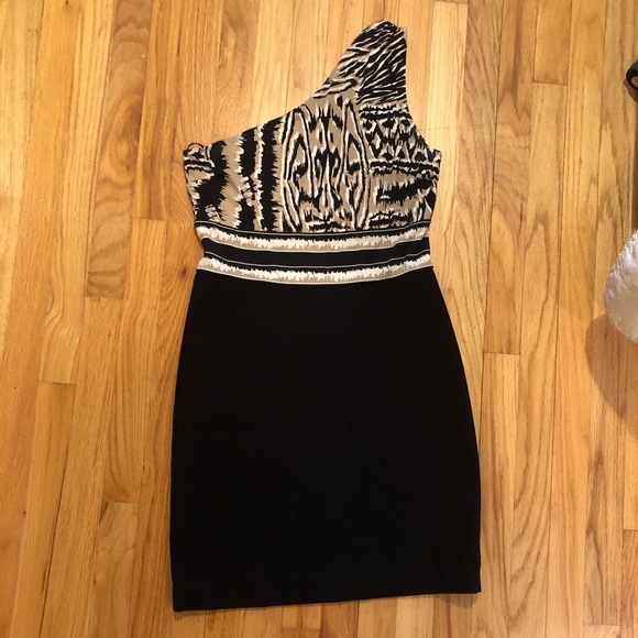 BCBG Maxaxria Off the Shoulder Black and Tan Dress - Picture 1 of 6